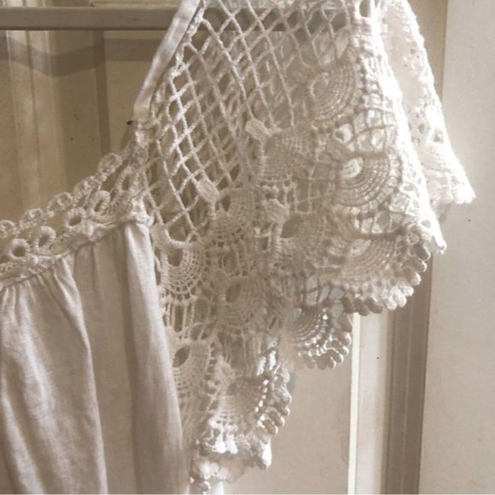 Linen Lightweight White Mini Dress With Crochet Details - Picture 4 of 6